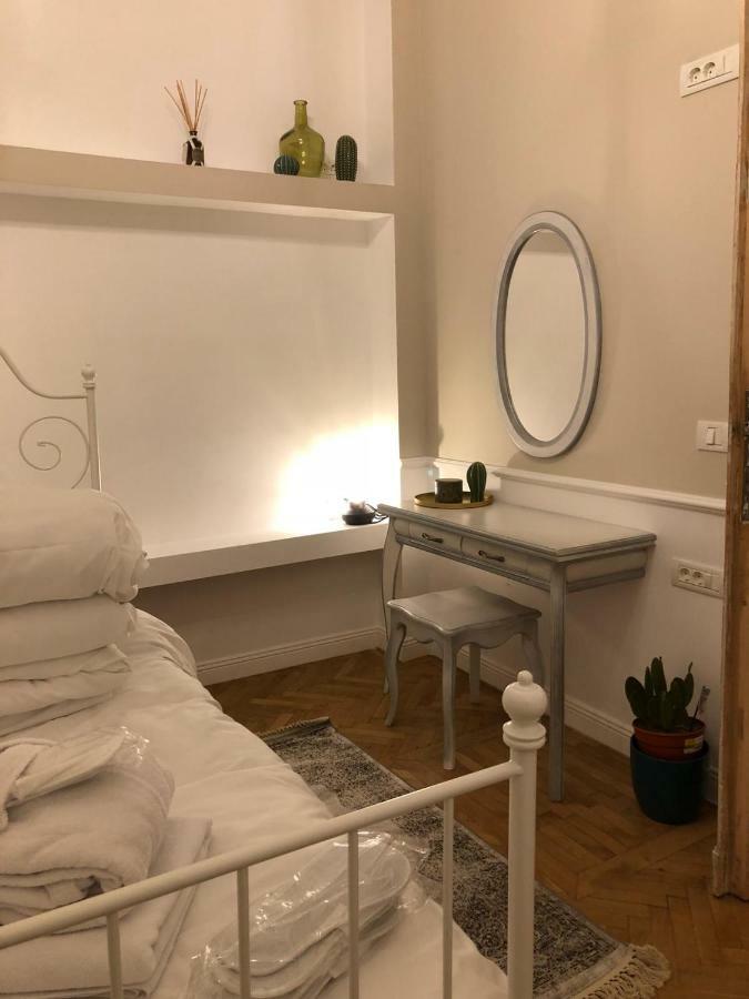 Lascar Catargiu Vila ブカレスト エクステリア 写真